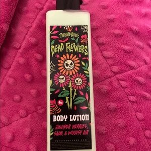 Twisted allure body lotion and body spray